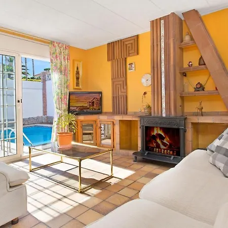 Villa- Del Pi Villa Blanes